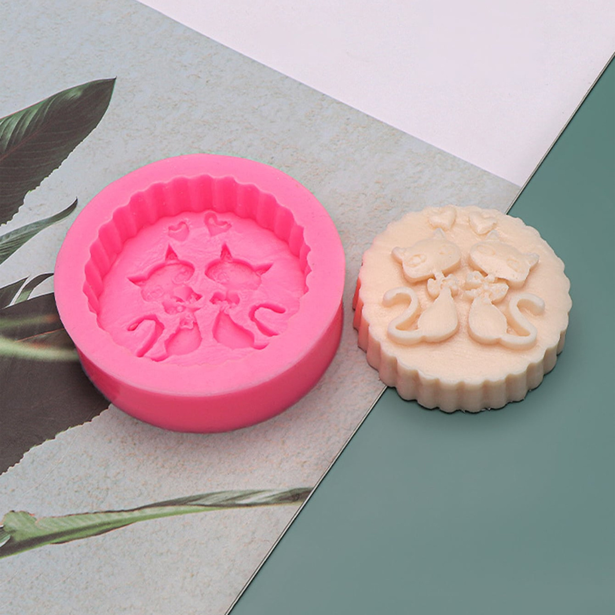 1ピースシリコン製猫型石鹸型 - 丸型DIYキャンドル作成型 - Candle Making Wax Melter のレビューと価格
